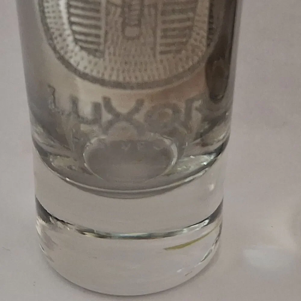 2 VTG Excalibur & Luxor Hotel Casino Las Vegas Tall Shooter Shot Glasses Barware